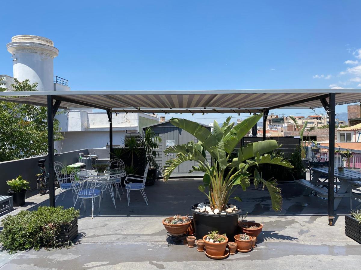 Monastiraki #Wallsfree Citycenter- Unspoiled Athens Apartments Buitenkant foto