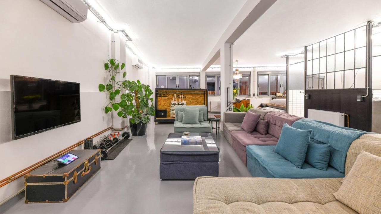 Monastiraki #Wallsfree Citycenter- Unspoiled Athens Apartments Buitenkant foto