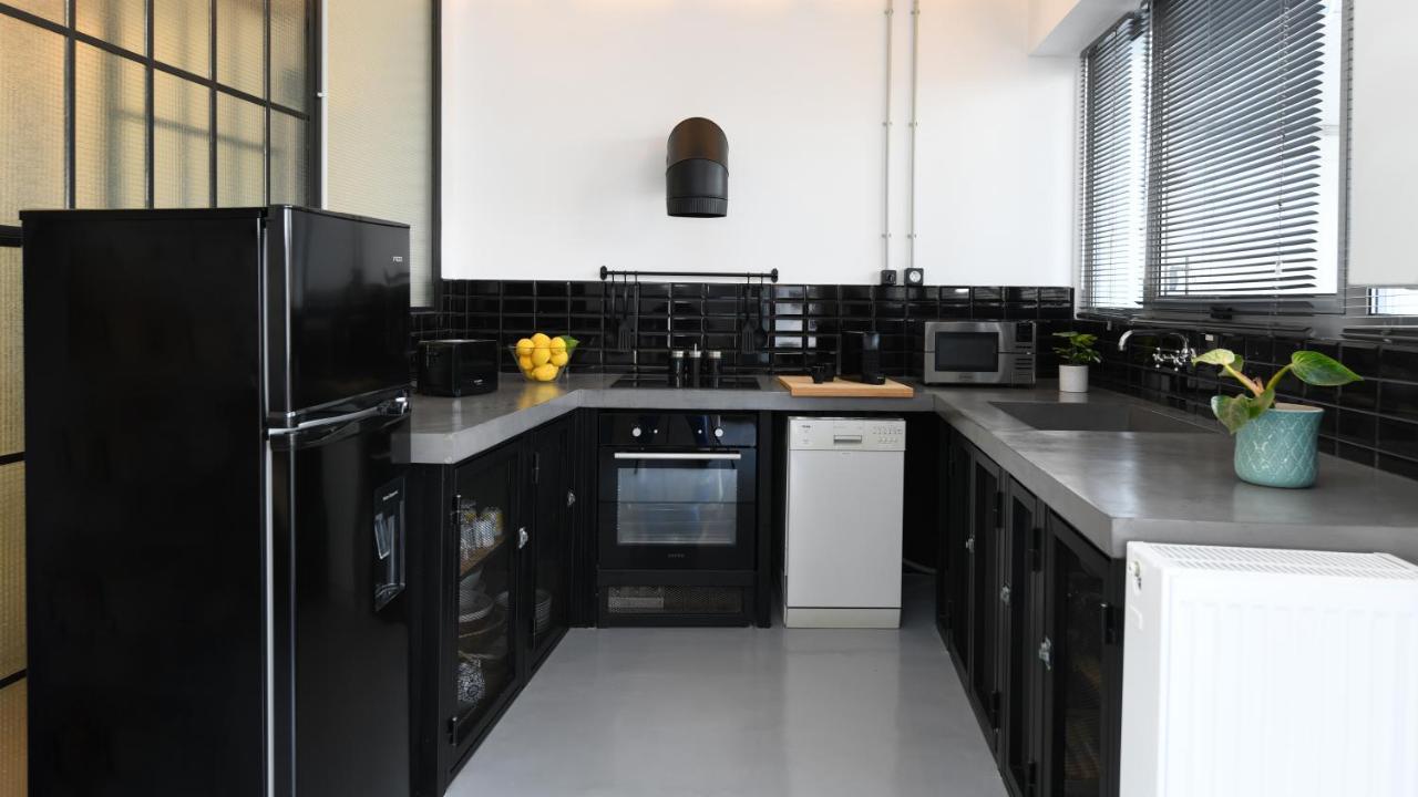 Monastiraki #Wallsfree Citycenter- Unspoiled Athens Apartments Buitenkant foto