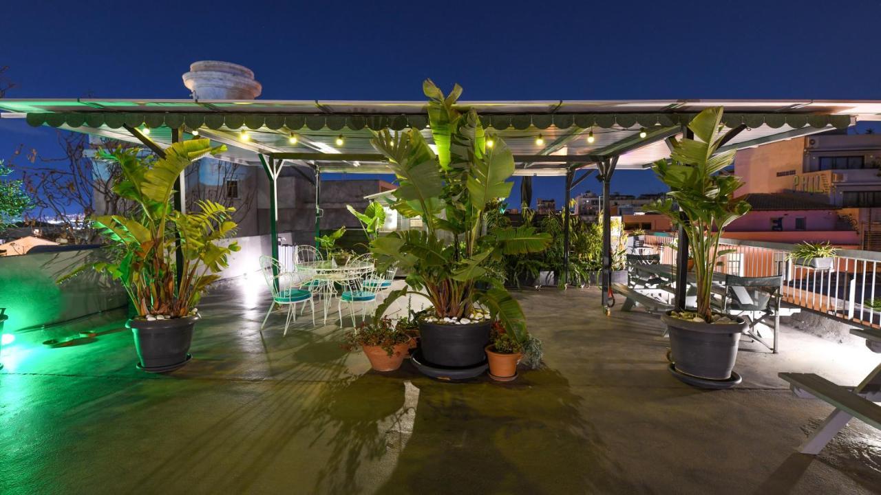 Monastiraki #Wallsfree Citycenter- Unspoiled Athens Apartments Buitenkant foto